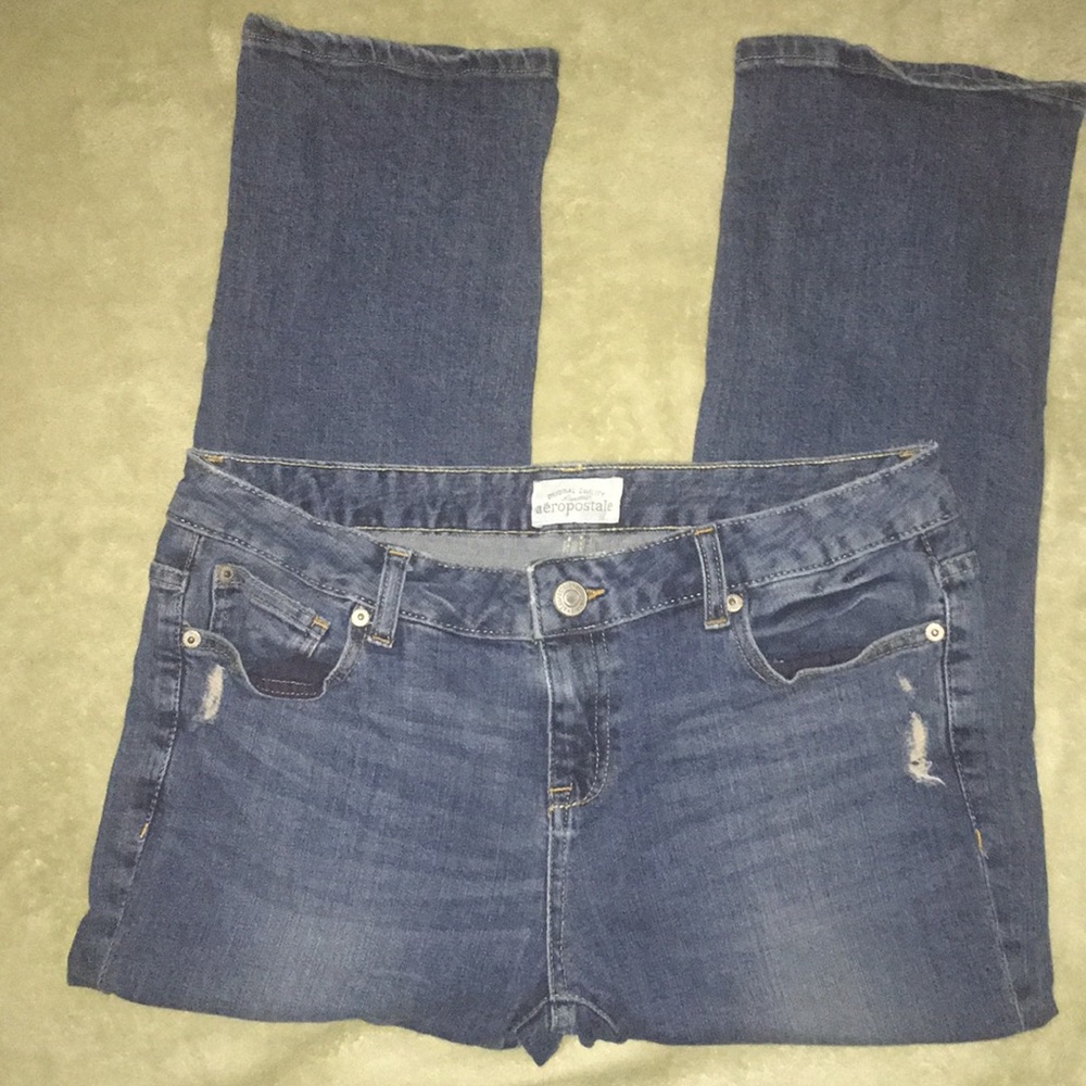 Aeropostale skinny jeans! Cuts off at knee.